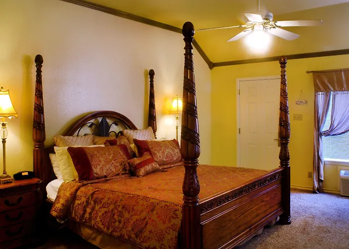 Inn On Barons Creek Fredericksburg
