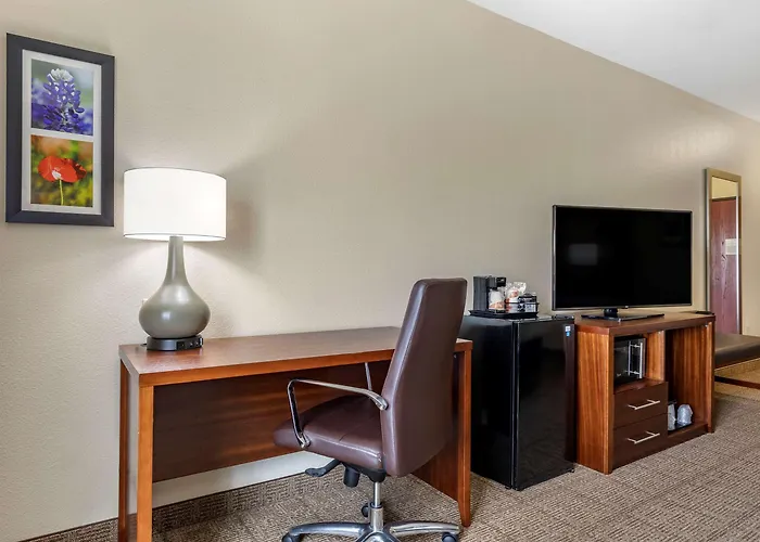Comfort Inn & Suites Paris