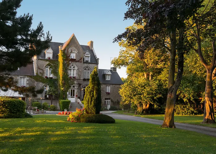 Hotel Manoir de la Roche Torin, The Originals Relais  à Courtils