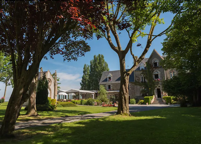 Hotel Manoir de la Roche Torin, The Originals Relais  à Courtils