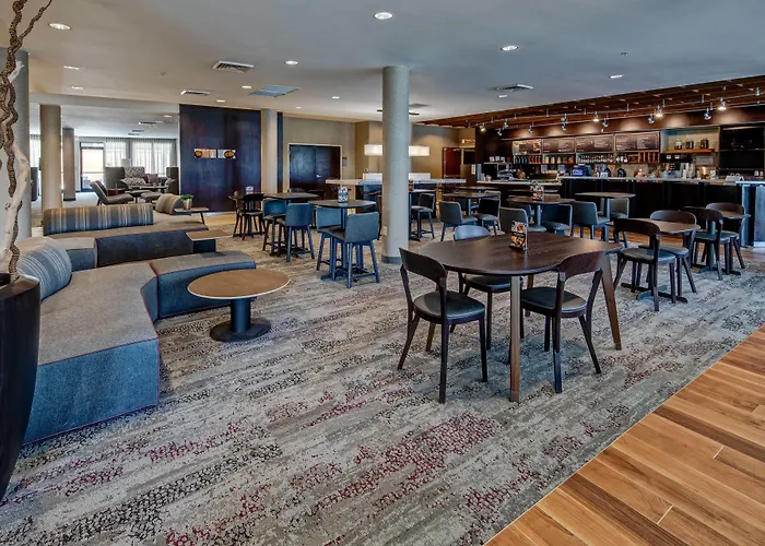 Courtyard By Marriott Troy