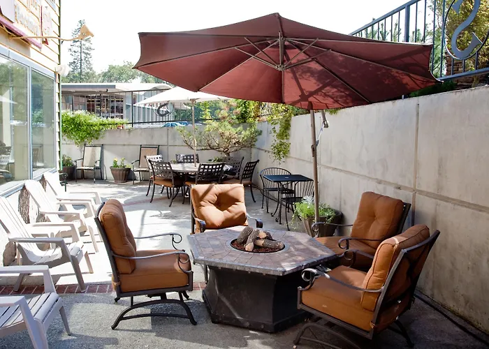 Stratford Inn