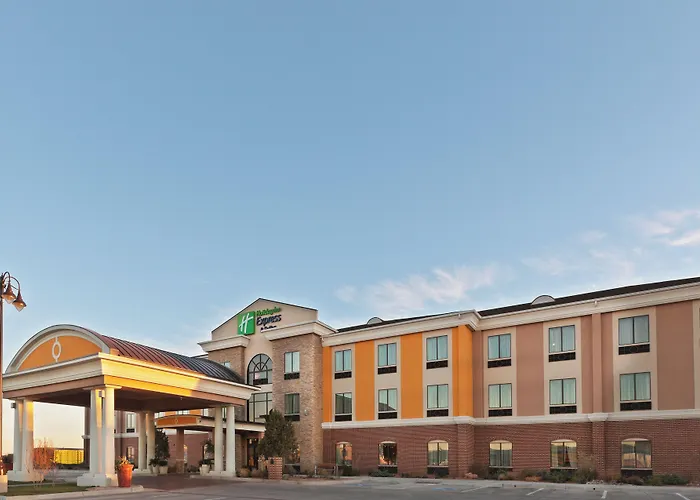 Wolfforth Hotels