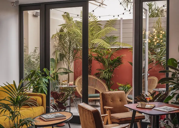 Seven Hotel Paris