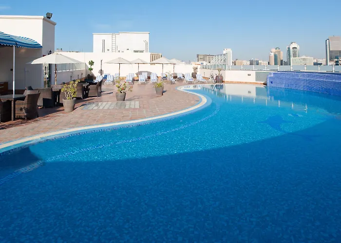 Sunday Hotel Holiday International Dubaï