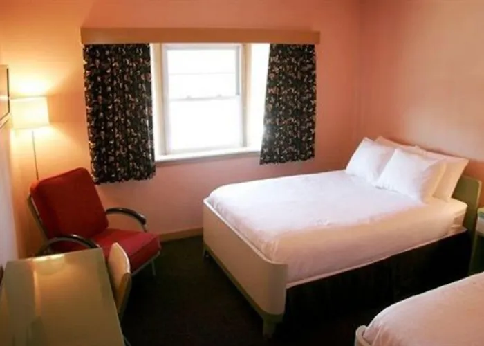 Sturgeon Bay Hotels