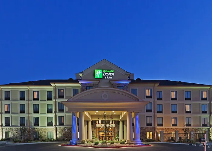 Poteau Hotels