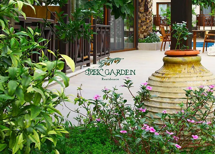 Hotels in Yaliciftlik