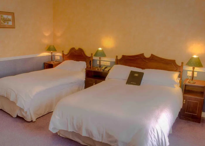 Cahir Hotels