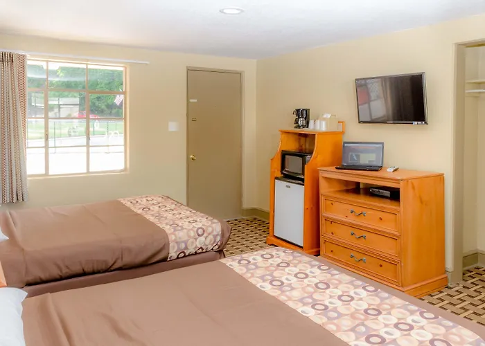 Relax Inn - Bryson City