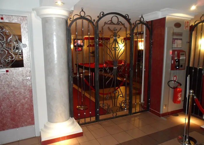 Pierre-Benite Hotels