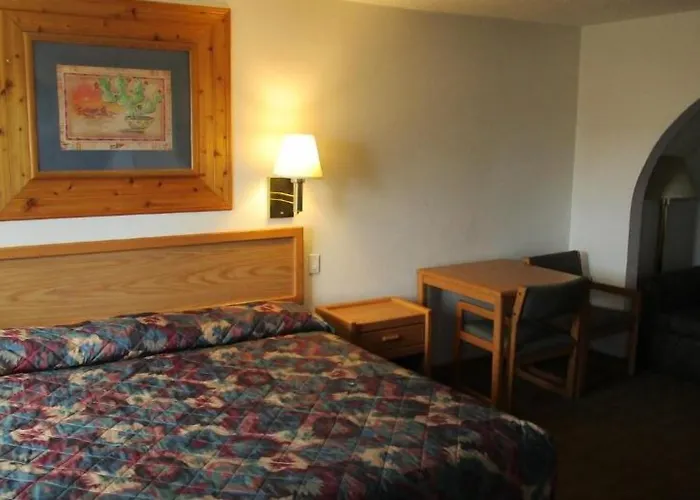 North Country Inn & Suites
