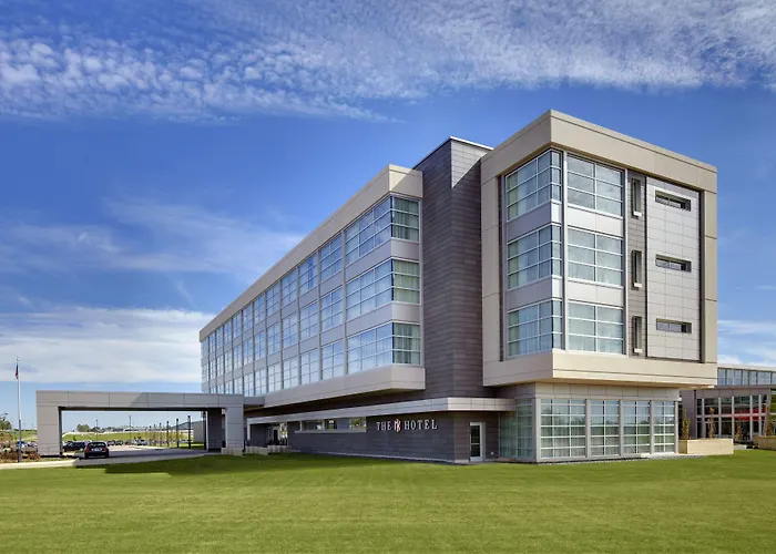 The Hotel At Kirkwood Center Cedar Rapids
