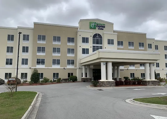 Holiday Inn Express & Suites Havelock Northwest New Bern By Ihg