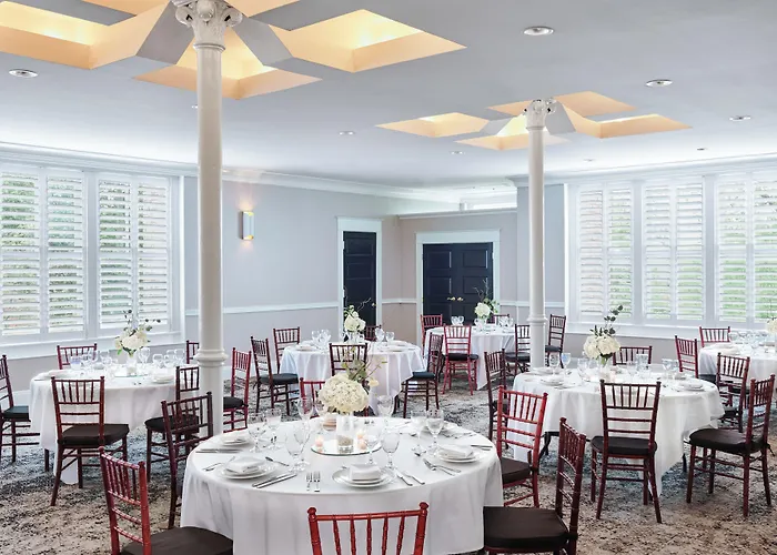 Inn At Carnall Hall Fayetteville