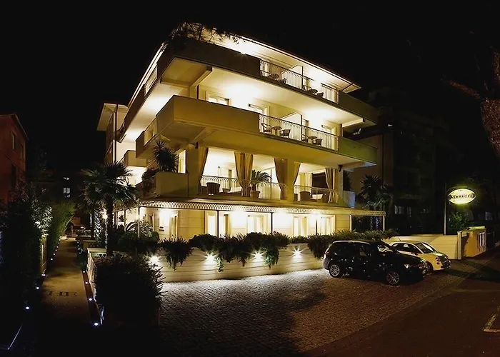 Hotel & Residence Exclusive Marina Di Carrara