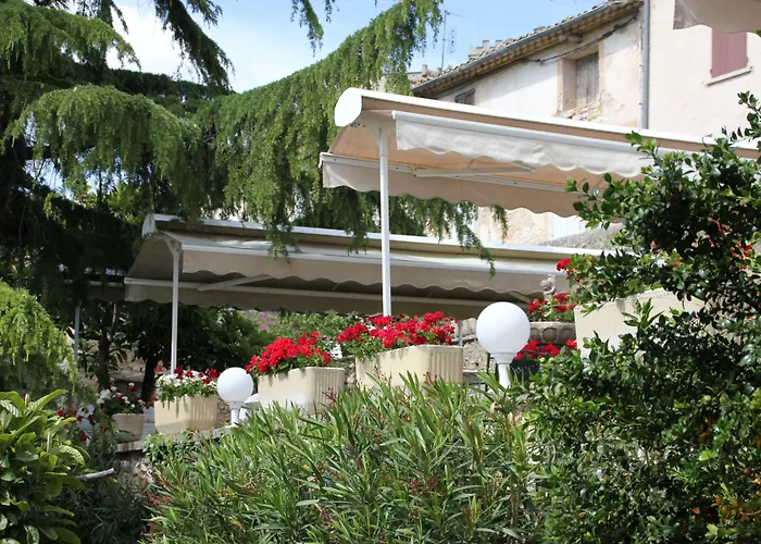 Hotel Les Geraniums à Le Barroux