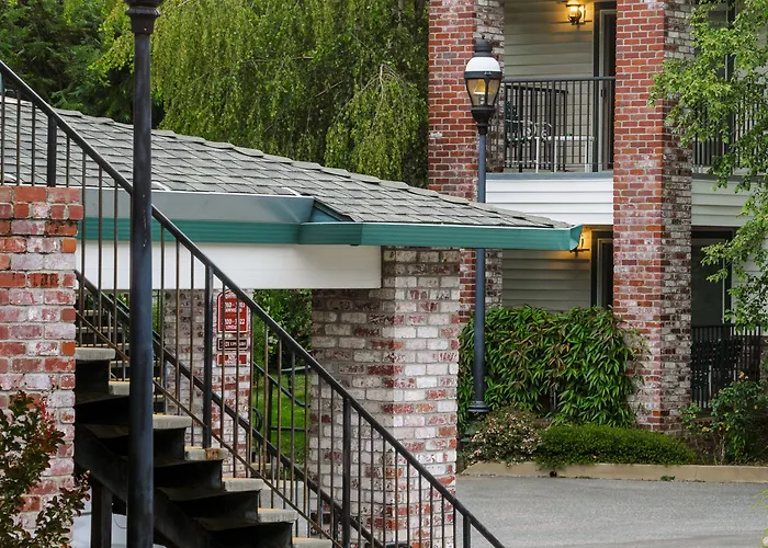 Grass Valley Courtyard Suites