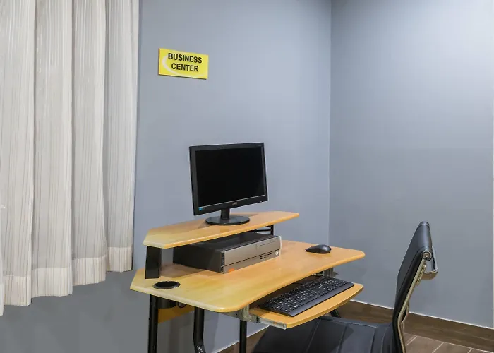 Munfordville Hotels