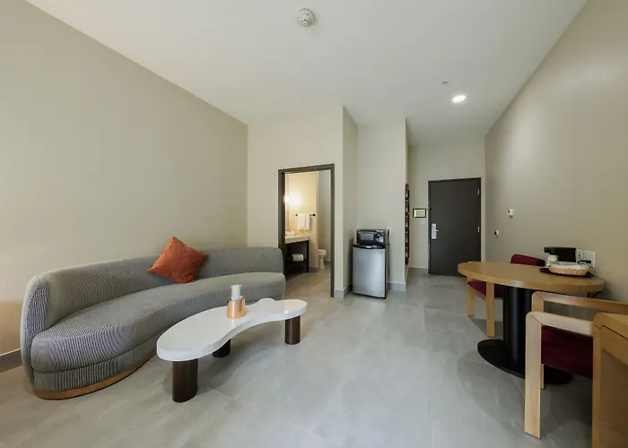 Blanco River Hotel