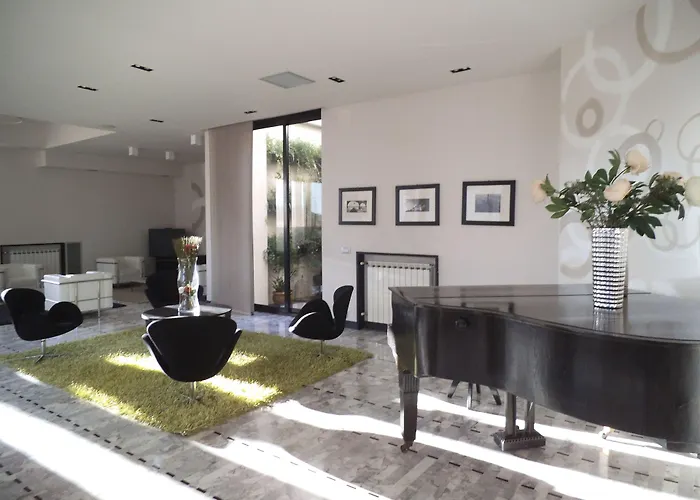 Hotel Ariston & Apartments