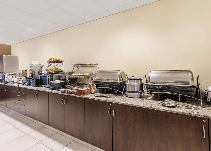 Microtel Inn & Suites By Wyndham Dickinson