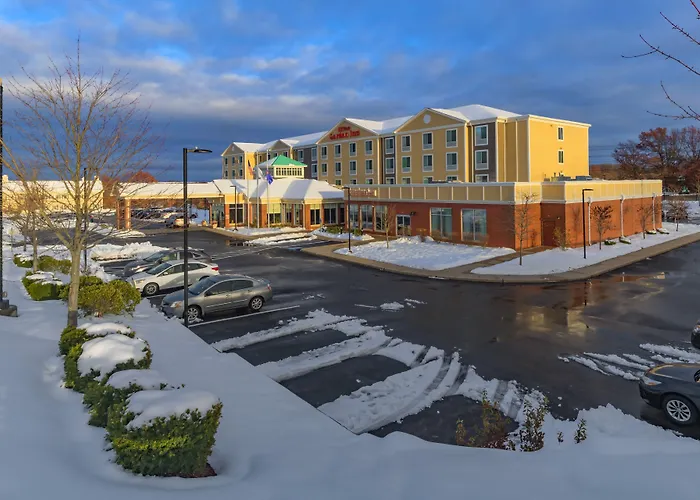 Devens Hotels