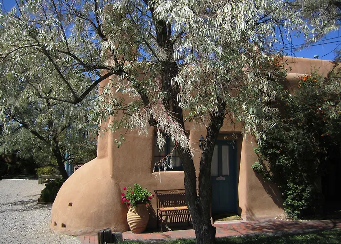 Pueblo Bonito Inn Santa Fe