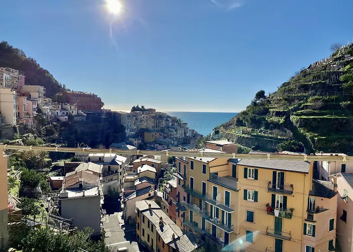 Giovanni Rooms Manarola