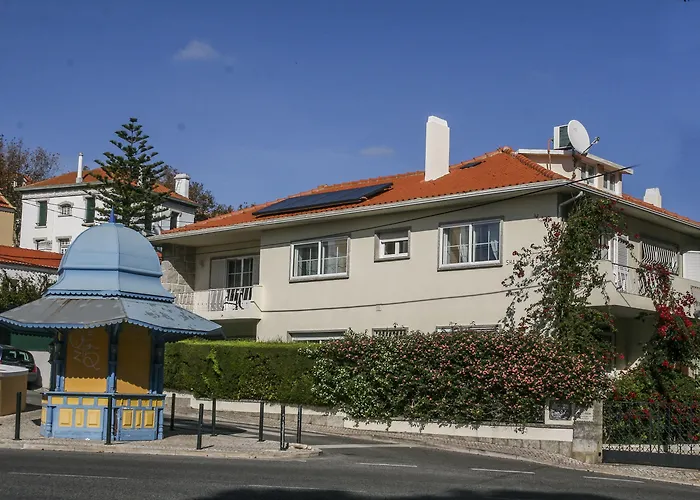 Casa Shanti Niketan Estoril