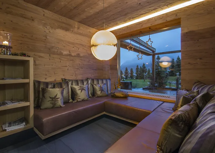 Hotel Cristallo - Wellness Mountain Living Badia 