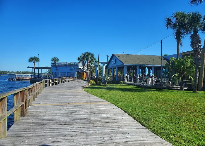 The Port Hotel And Marina Crystal River