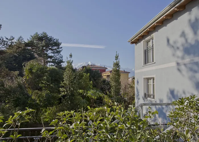 Hotels in Colico