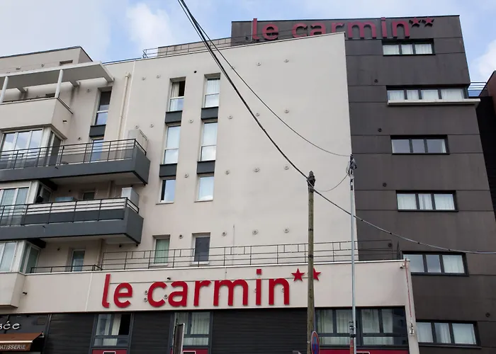 Le Carmin By Popinns