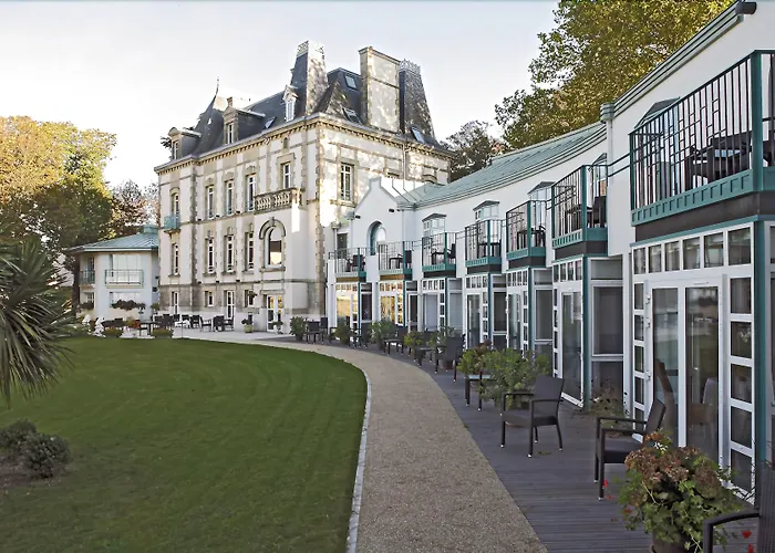 Clos De Vallombreuse, The Originals Relais Douarnenez