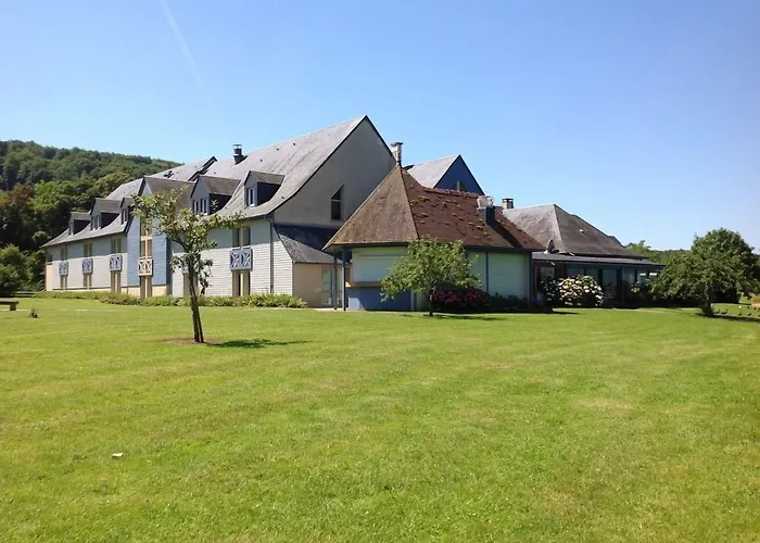 Pont-l'Eveque (Calvados) Hotels