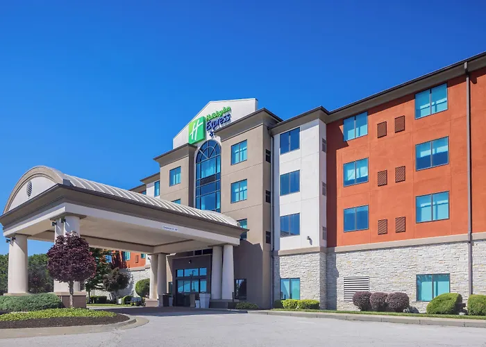 Holiday Inn Express & Suites Kansas City Airport By Ihg
