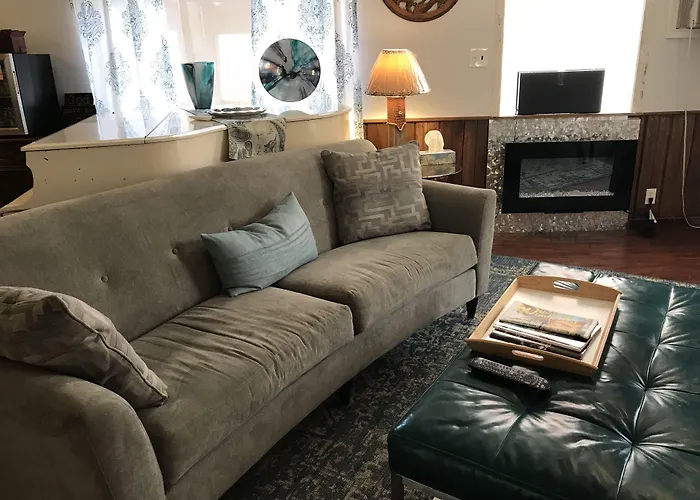 Square Inn Wimberley