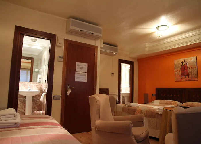 Hostal Acella Pamplona