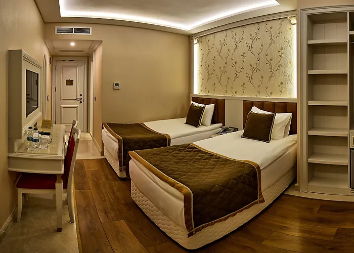 Samir Deluxe Hotel