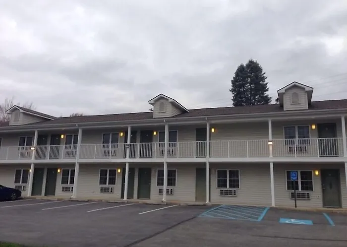 All Suites Inn Budget Host Lewisburg