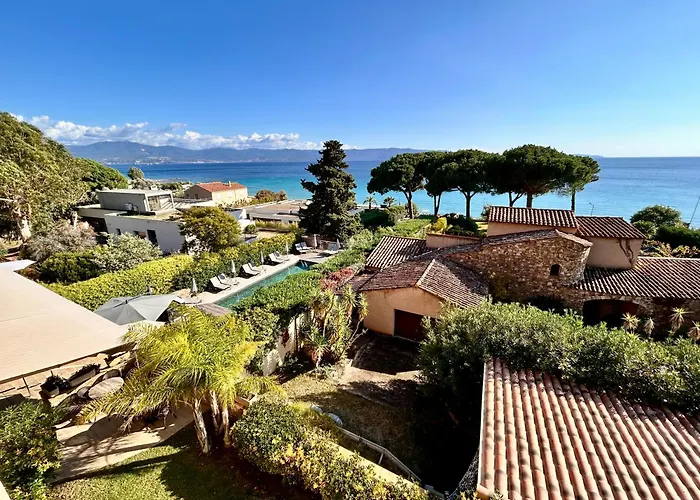 Hôtel La Pinède Ajaccio 