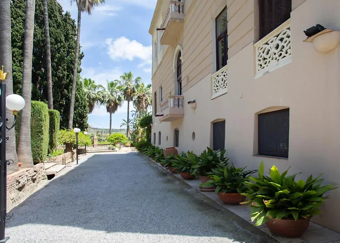 Casa de los Bates Motril