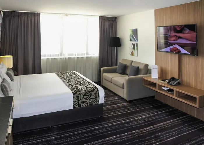 Mantra Gladstone Aparthotel