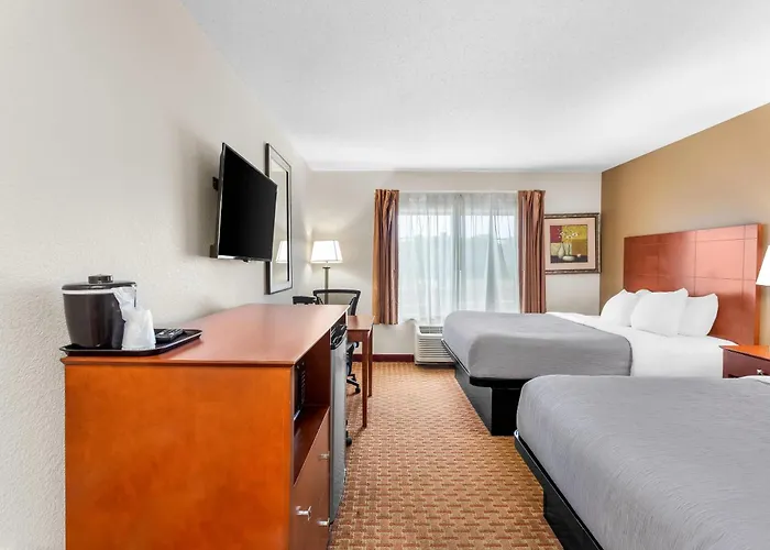 Quality Inn Near Interstate I94 New Buffalo