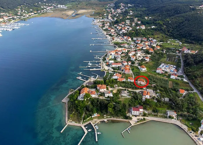 Apartments And Rooms By The Sea Supetarska Draga - Donja, Rab - 5033