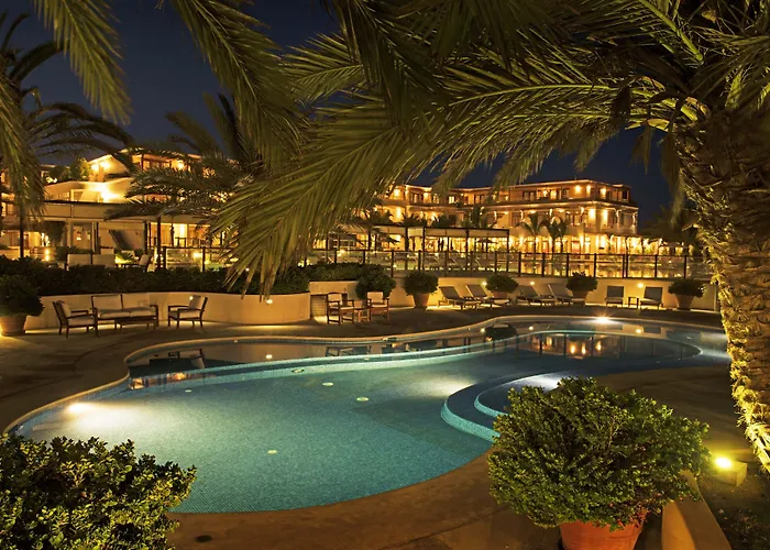 Luxury Hotels in Paracas