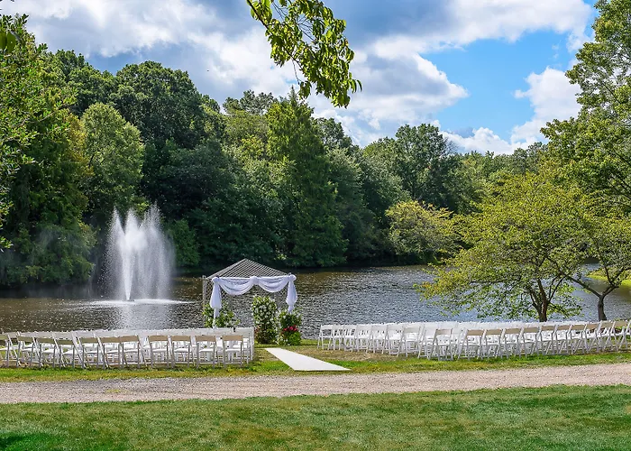 Plainsboro Hotels