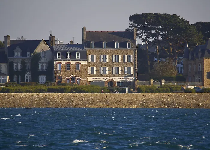 Hôtel Aux Tamaris - Vue Mer Roscoff