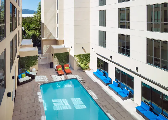 Cupertino Boutique Hotels